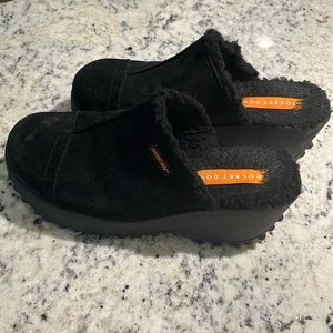 Rocket Dog Fran Clogs w/ sherpa lining